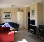 Delightful Home - Goulburn Accommodation