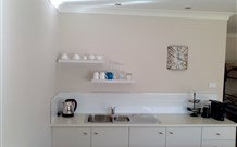 Elm Tree Cottage - Goulburn Accommodation 0