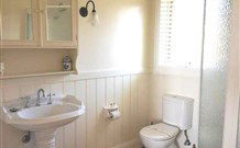 Yahgunyah Cottage - Goulburn Accommodation 3