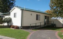 Yellowbox Country Cabins - Goulburn Accommodation 2
