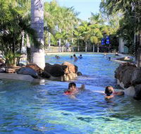 Aussie Outback Oasis Cabin and Van Village - Goulburn Accommodation