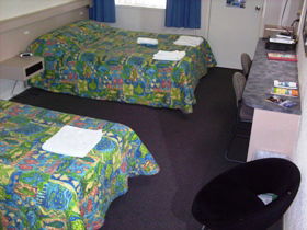 Bundaberg Coral Villa Motel A Golden Chain Motor Inn - Goulburn Accommodation 2