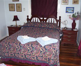 Boonah Hilltop Cottage - Goulburn Accommodation 0