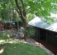 Leafy Sea Cottage - Goulburn Accommodation
