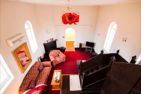 Lakeside Chapel Meningie - Goulburn Accommodation 6