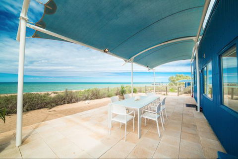 Mackerel Islands - Goulburn Accommodation 2