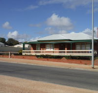 Sea Crest - Goulburn Accommodation