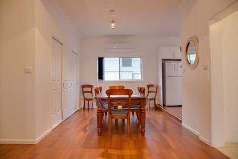 Sapphire Cottage - Goulburn Accommodation 12