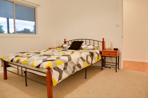 Sapphire Cottage - Goulburn Accommodation 14