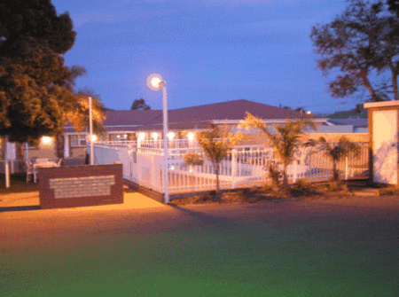Charles Rasp Motor Inn and Cottages - Goulburn Accommodation