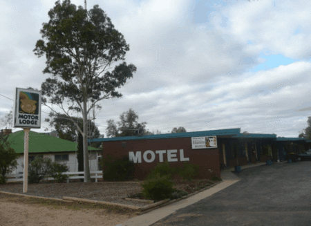 Rainbow Motor Lodge Pot of Gold - Goulburn Accommodation