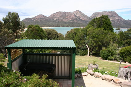 Coles Bay Waterfronters - Goulburn Accommodation 0