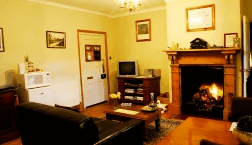 Crabtree House Heritage Suites - Goulburn Accommodation