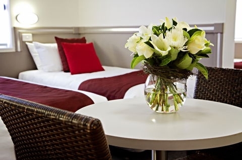 Governor Macquarie Motor Inn - Goulburn Accommodation 4