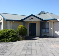Robe Dolphin Court Apartments - Goulburn Accommodation