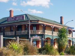 Streaky Bay Hotel Motel - Goulburn Accommodation 0