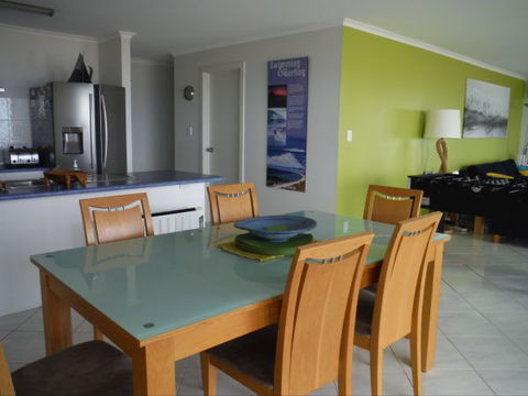 Sea Escape - Goulburn Accommodation 2