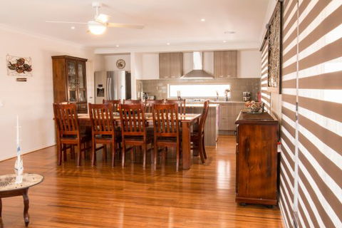 Sea Escape - Goulburn Accommodation 9