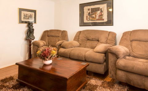 Sea Escape - Goulburn Accommodation 11