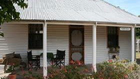 Davidson Cottage On Petticoat Lane - Goulburn Accommodation 0