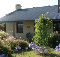 Dalton On The Lake - Goulburn Accommodation