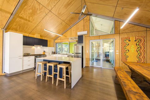 Nine Steps - Goulburn Accommodation 6