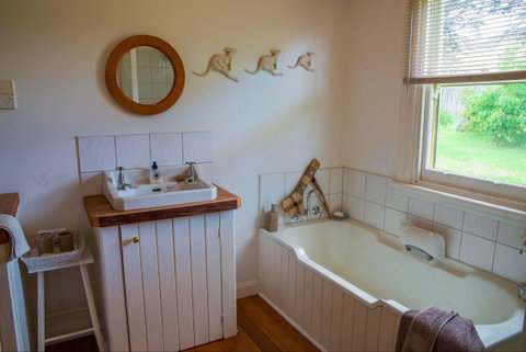 Baileys Lane - Goulburn Accommodation 7