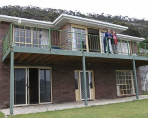 Bay View House - Goulburn Accommodation 2