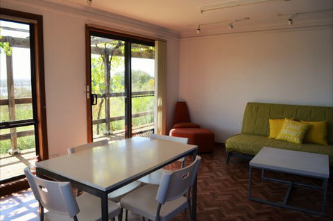 Coongalena View - Goulburn Accommodation 2