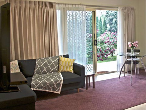 Cottonwoods Accommodation - Goulburn Accommodation 2