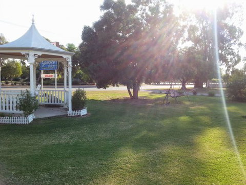 Gazebo Motor Inn - Goulburn Accommodation 4
