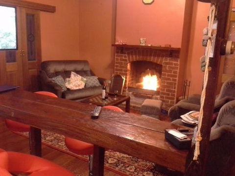 Great Grandpa Henry Retreat - Goulburn Accommodation 3