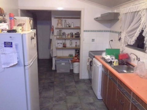 Great Grandpa Henry Retreat - Goulburn Accommodation 5