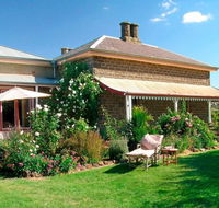 Lochinver Farm Homestead and Cottages - Goulburn Accommodation