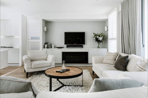 Luxico - Pearce Street - Goulburn Accommodation 3