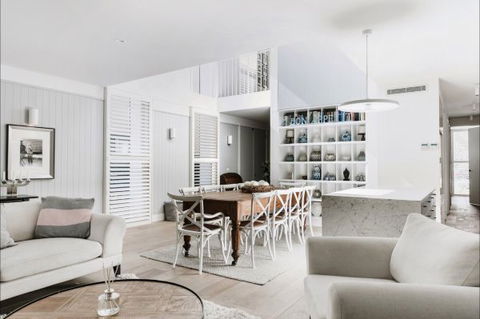 Luxico - Pearce Street - Goulburn Accommodation 7