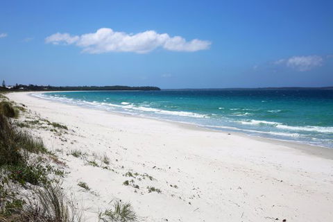 Sandy Toes Beach House - Goulburn Accommodation 8