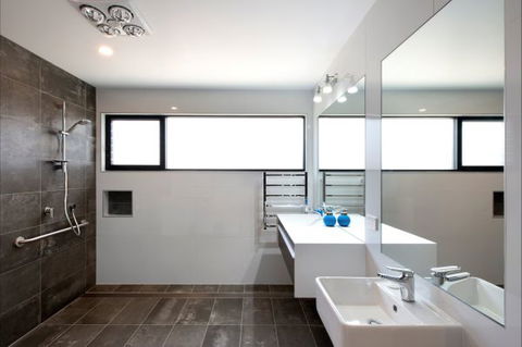 Sea La Vie: Shoalhaven Heads - Goulburn Accommodation 5
