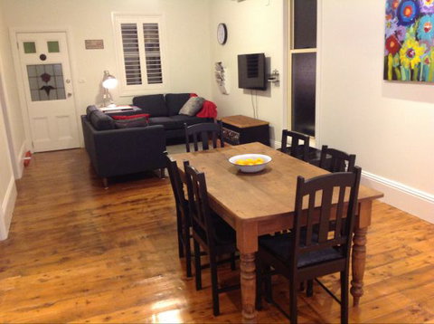 Thelma's Temora - Goulburn Accommodation 2