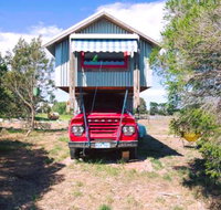 Torquay Farmstay  Blue Studio Truck - Goulburn Accommodation