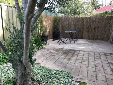 Townhouse On Deas - Goulburn Accommodation 1