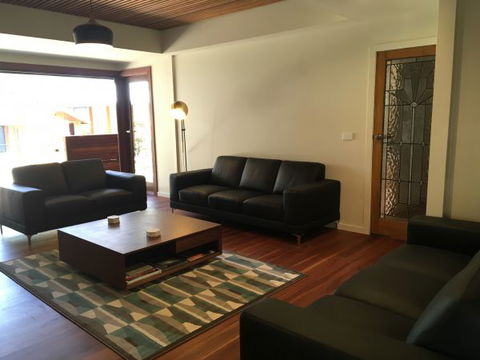 Woodland Mirth Holiday Retreat - Goulburn Accommodation 1