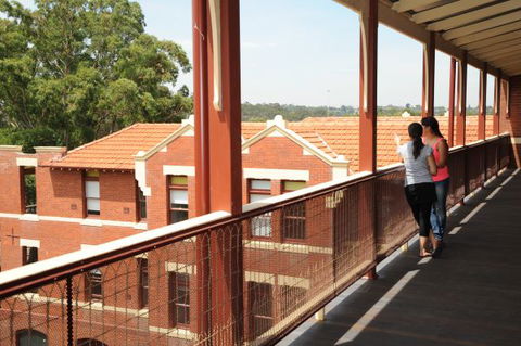 Yarra House - Goulburn Accommodation 8