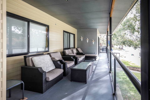 192 Page Drive Blanchetown -River Shack Rentals - Goulburn Accommodation 3