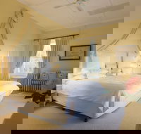 Faversham House - Goulburn Accommodation