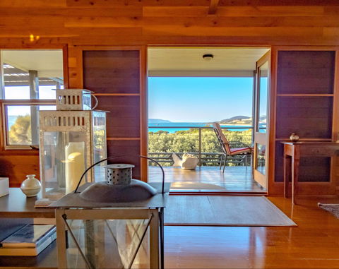 Palana Beach House - Goulburn Accommodation 0