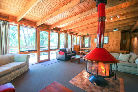 Sambar Lodge - Goulburn Accommodation 1