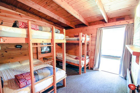 Sambar Lodge - Goulburn Accommodation 9