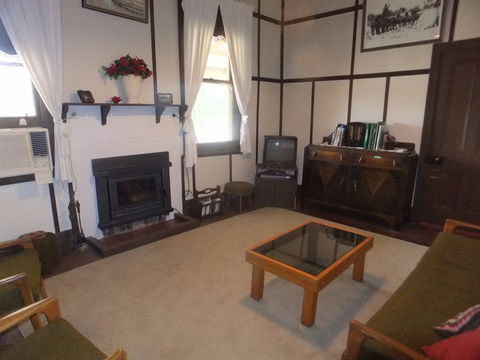 Savernake Farm Stay - Goulburn Accommodation 1