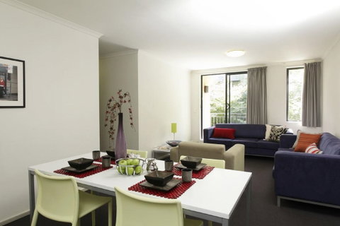 Sydney University Village - Goulburn Accommodation 2